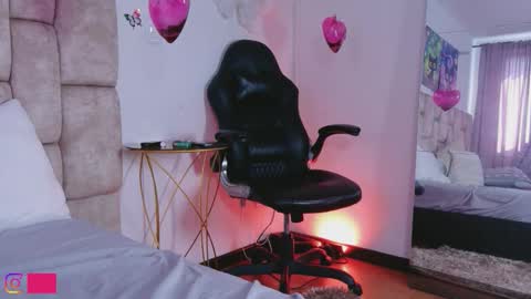 miablumm_ online show from 03-20-26, 02:44