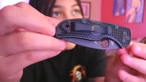 Mia online show from 12-13-24, 11:17