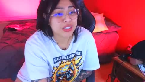 Mia online show from 12-24-24, 07:28