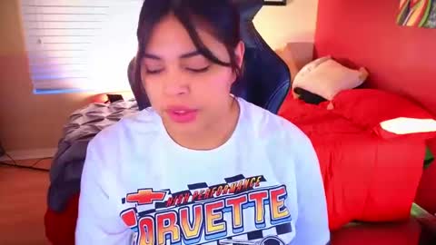 Mia online show from 01-09-25, 12:25