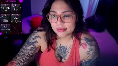 Mia online show from 02-04-26, 01:33