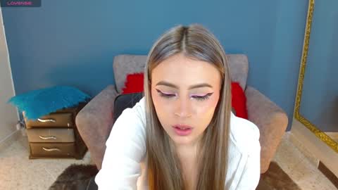 Snapshot of miacarperrlux chatting on 01-20-25, 01:18 MiaCarper online show from 01-20-25, 01:18