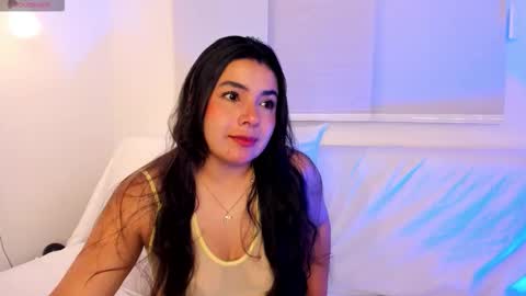 IG Yojanagomez  online show from 03-26-26, 11:05