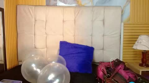 Snapshot of miadoll303av chatting on 10-08-25, 02:25 miadoll303av online show from 10-08-25, 02:25