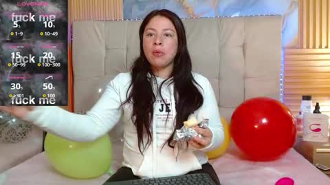 Snapshot of miadoll303av chatting on 10-17-25, 01:03 miadoll303av online show from 10-17-25, 01:03