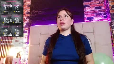 Snapshot of miadoll303av chatting on 10-23-25, 04:01 miadoll303av online show from 10-23-25, 04:01