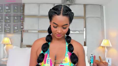 Call me Mia online show from 11-23-25, 08:41