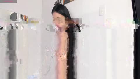 Snapshot of miaevans0 chatting on 03-19-26, 03:10 evans online show from 03-19-26, 03:10