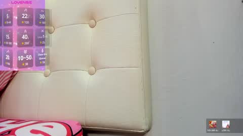 Snapshot of miaevans0 chatting on 04-02-26, 03:04 evans online show from 04-02-26, 03:04