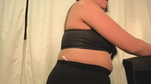 Mia Carter  Schedule 800 - 1430 gtm-5 online show from 04-21-26, 01:42