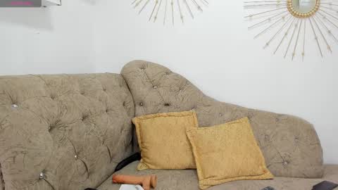 Miah Collins online show from 02-27-25, 05:04