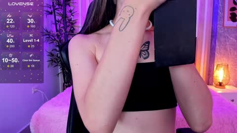 Mia Connor online show from 01-25-25, 03:19