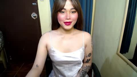 Snapshot of miah_here chatting on 10-24-25, 04:14 Miah online show from 10-24-25, 04:14