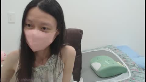 miahchan68 online show from 10-17-25, 12:30