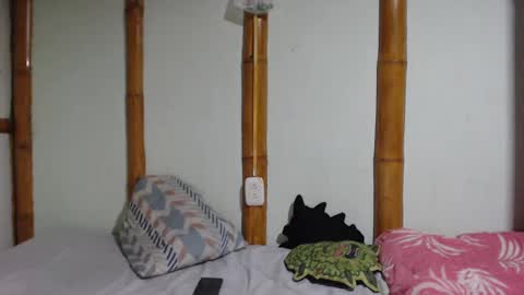 Mia  Sam online show from 03-02-25, 12:09