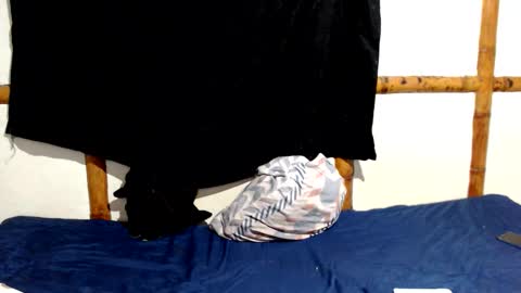 Mia  Sam online show from 09-15-25, 03:28