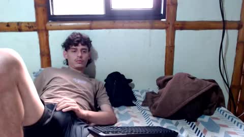 Mia  Sam online show from 11-30-25, 03:38