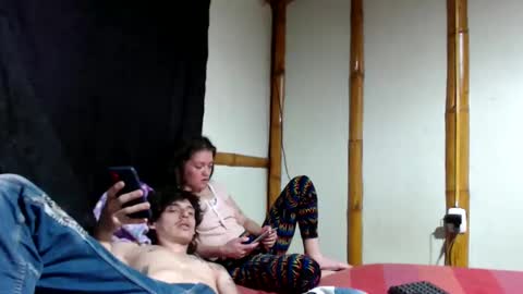 Snapshot of miahells chatting on 05-22-26, 06:24 Mia Sam online show from 05-22-26, 06:24