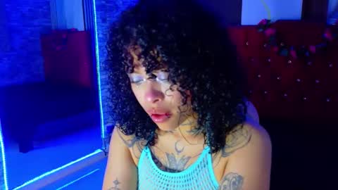 MIA VELEZ online show from 03-10-26, 05:34