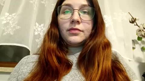 Mia online show from 03-18-26, 07:39