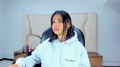 miahsex69 online show from 09-24-25, 03:21