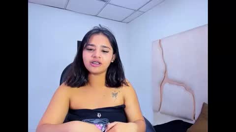 miahsex69 online show from 11-30-25, 03:21