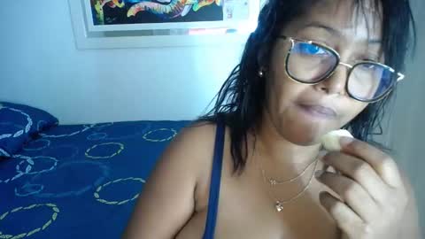 miajoseph_ online show from 01-20-25, 07:15