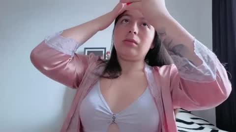 miakimky online show from 10-14-25, 04:41