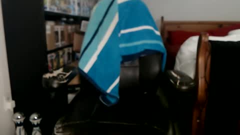 Snapshot of miaking chatting on 01-24-25, 02:07 Mark online show from 01-24-25, 02:07