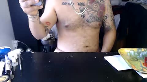 Snapshot of miaking chatting on 11-13-25, 06:29 Mark online show from 11-13-25, 06:29