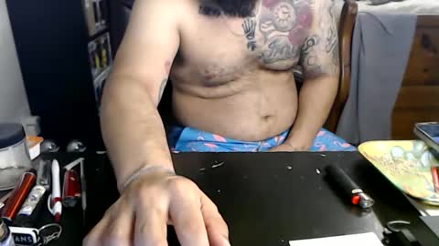 Snapshot of miaking chatting on 02-21-26, 06:47 Mark online show from 02-21-26, 06:47