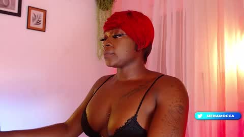 Mia online show from 01-22-25, 10:40