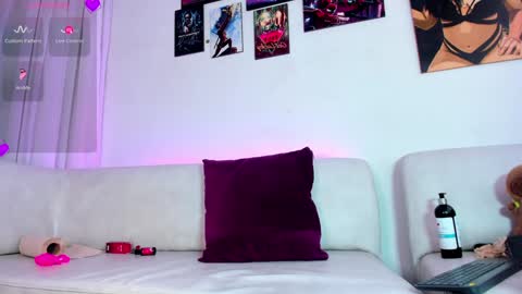 Snapshot of miakush_ chatting on 02-08-25, 07:16 Mia online show from 02-08-25, 07:16