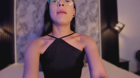 Snapshot of mialarouse chatting on 03-02-26, 08:26 Mia Larouse online show from 03-02-26, 08:26