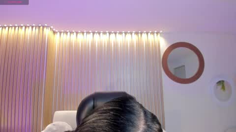 Call me Mia  online show from 04-25-26, 07:22