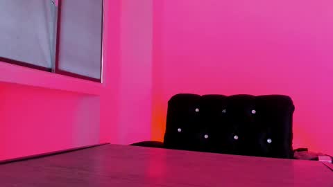 Snapshot of mialenox chatting on 02-10-25, 08:21 Mia Lenox online show from 02-10-25, 08:21