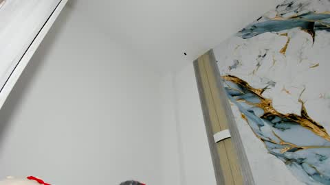 mialuxxi online show from 04-22-26, 07:44