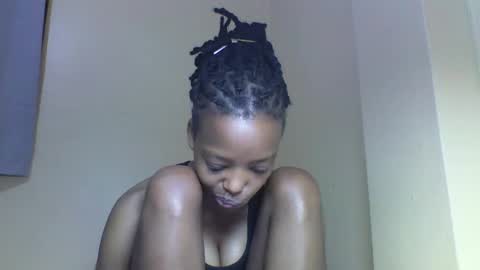 Snapshot of miami_muffin chatting on 11-23-25, 01:38 Muffin online show from 11-23-25, 01:38