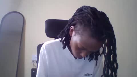 Muffin online show from 03-22-26, 02:20