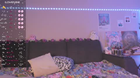 Snapshot of miamiameow chatting on 01-28-25, 05:56 Mia online show from 01-28-25, 05:56