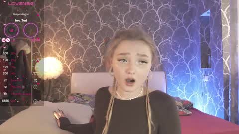 Mia online show from 04-23-26, 12:29