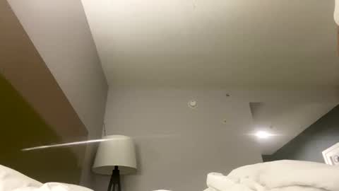 miamiclos1 online show from 01-04-25, 04:55