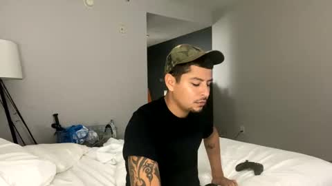 miamiclos1 online show from 01-15-25, 01:45