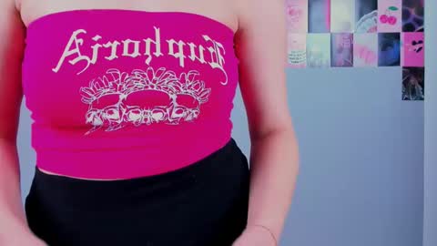 Snapshot of miamilas chatting on 03-10-25, 09:43 miamilas online show from 03-10-25, 09:43