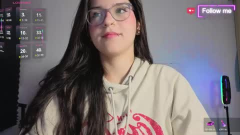 Mia online show from 04-25-26, 09:45