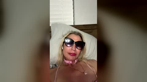 miamitransgirl305 online show from 02-16-26, 02:51