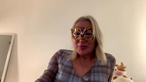 miamitransgirl305 online show from 04-27-26, 04:16