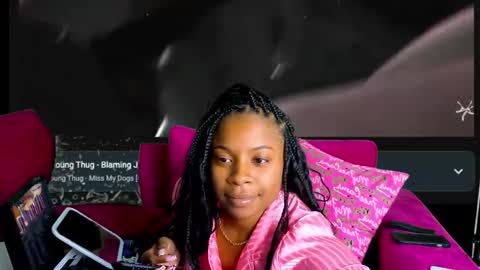 Snapshot of miamiworld chatting on 06-02-26, 11:29 MiamiWorld online show from 06-02-26, 11:29