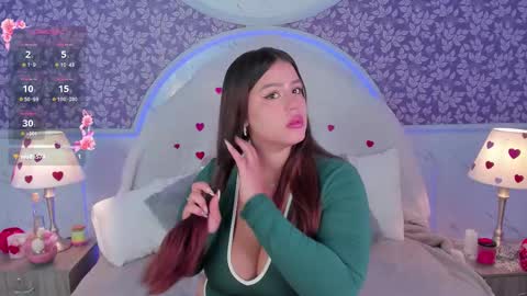 Mia   -5 7001400 Follow  online show from 03-09-26, 04:44