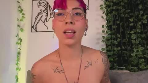 Mia Morgann online show from 12-18-25, 03:18